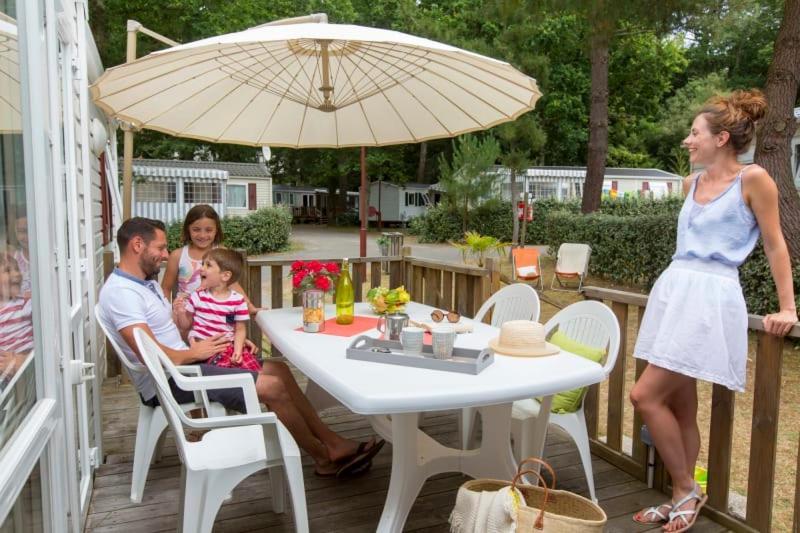 Camping Officiel Siblu Les Pierres Couchees Saint-Brevin-les-Pins Bagian luar foto